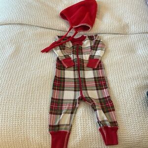 HANNA ANDERSSON-  Baby Zipper Sleeper. 12-24 month PJ set with matching hat.